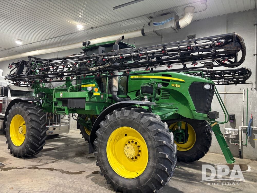 2009 John Deere 4830 Equipment Image0