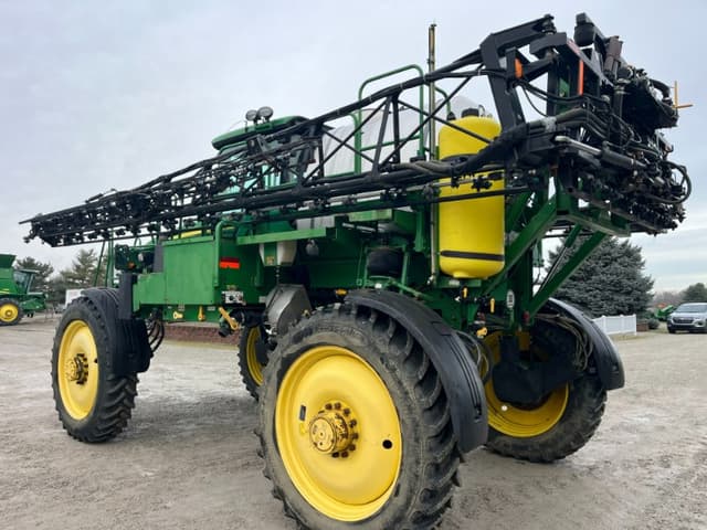 Image of John Deere 4830 equipment image 2