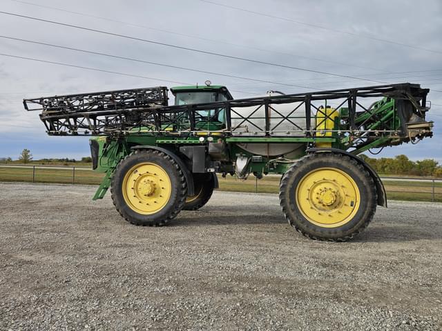 Image of John Deere 4930 equipment image 3