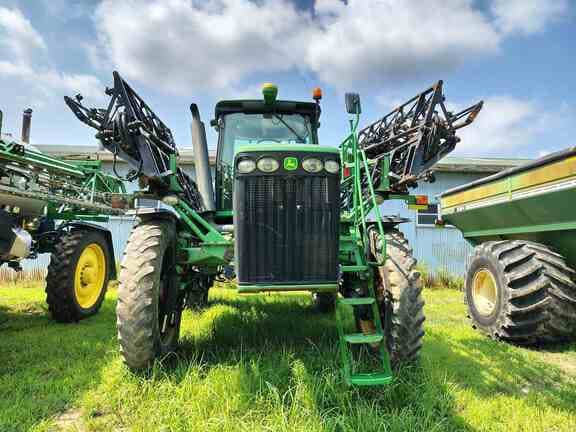 Image of John Deere 4930 equipment image 1