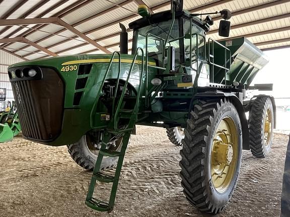 Image of John Deere 4930 Primary image