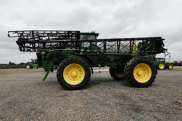 Image of John Deere 4930 equipment image 2