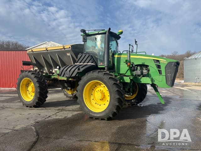 Image of John Deere 4930 equipment image 3