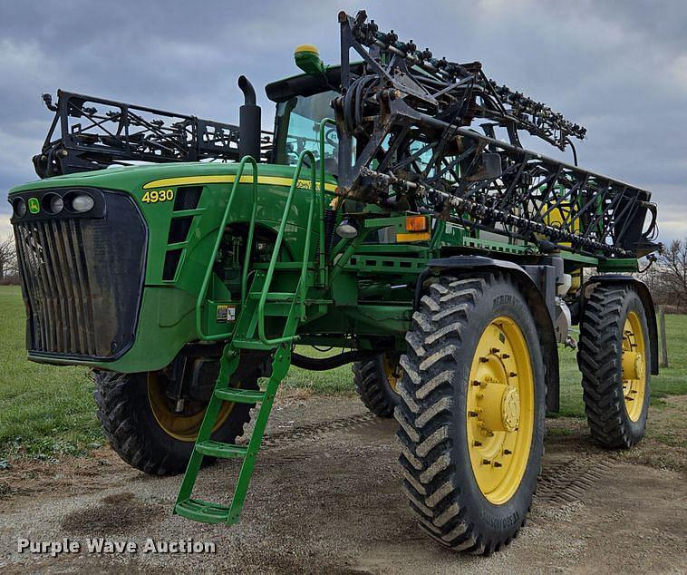 Image of John Deere 4930 Primary image