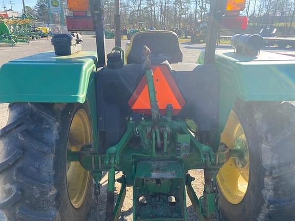 Image of John Deere 5045D equipment image 2