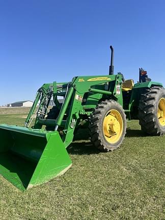 Image of John Deere 5045E Primary image