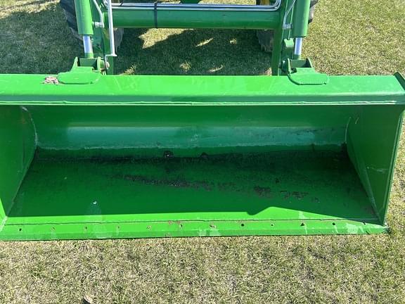 Image of John Deere 5045E equipment image 4