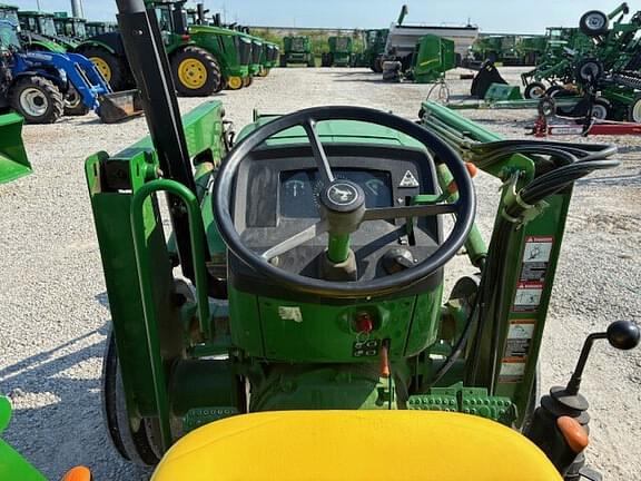 Image of John Deere 5055D equipment image 4
