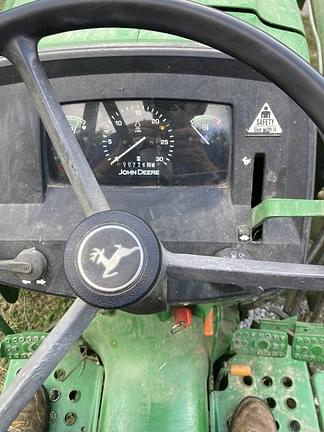 Image of John Deere 5055D equipment image 3