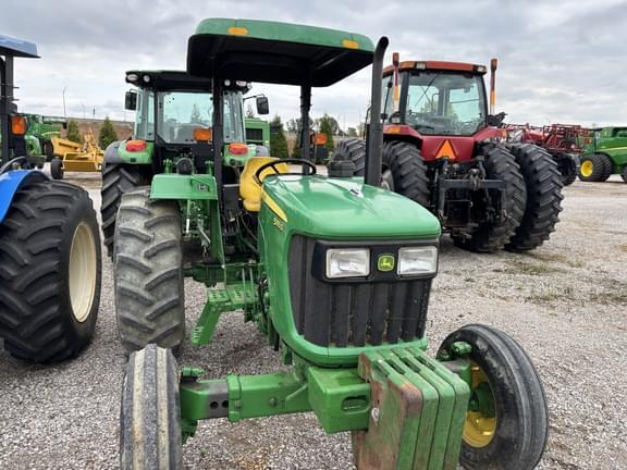 Image of John Deere 5055D equipment image 2