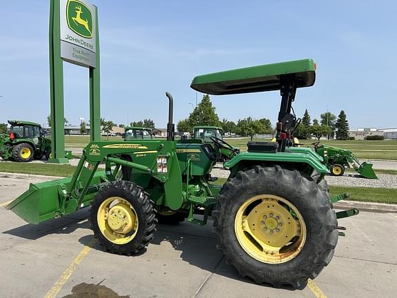 Image of John Deere 5065E equipment image 1
