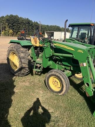 Image of John Deere 5065E equipment image 4