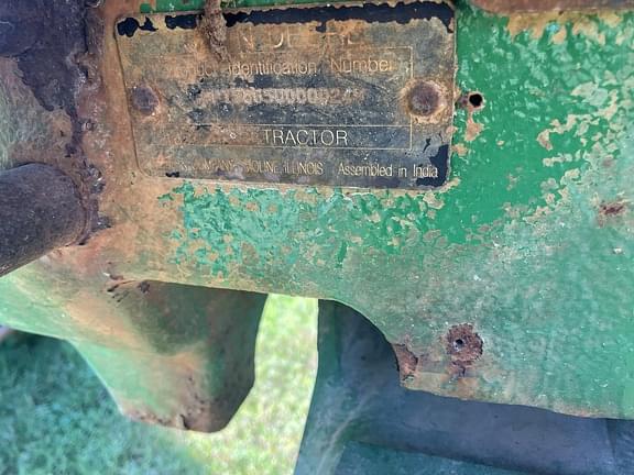 Image of John Deere 5065E equipment image 2