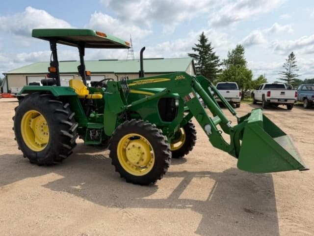 Image of John Deere 5065E equipment image 2
