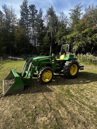 Image of John Deere 5075E Primary image