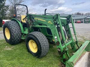 2009 John Deere 5075M Image