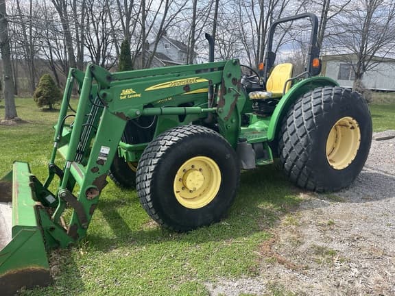 Image of John Deere 5075M equipment image 3
