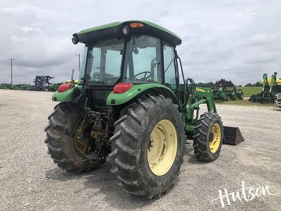Image of John Deere 5083E equipment image 4