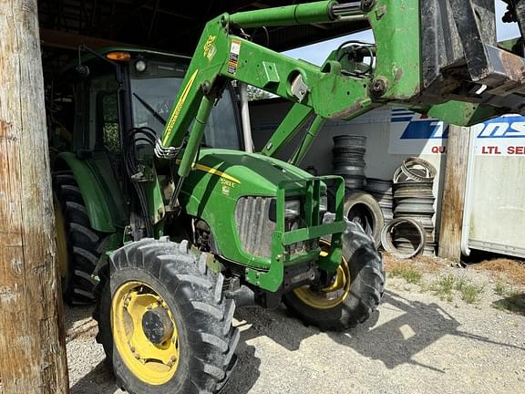 Image of John Deere 5083E equipment image 2