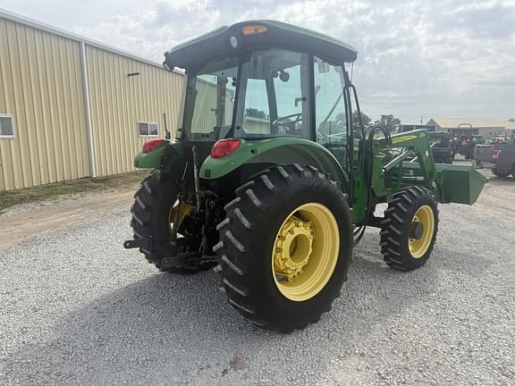 Image of John Deere 5083E equipment image 2
