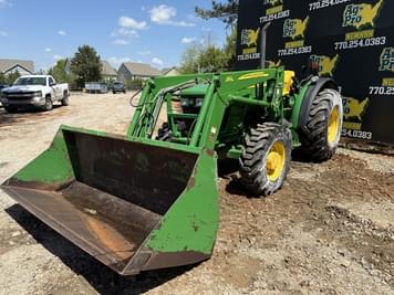 Main image John Deere 5085M