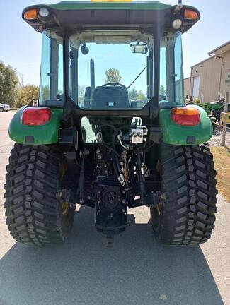 Image of John Deere 5093E equipment image 3