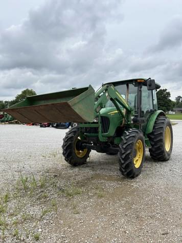 Main image John Deere 5093E
