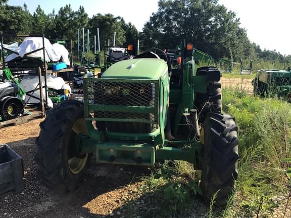 Image of John Deere 5095M equipment image 3