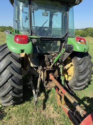 Image of John Deere 5101E equipment image 4
