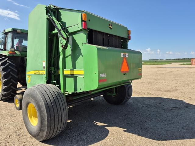 Image of John Deere 568 equipment image 1