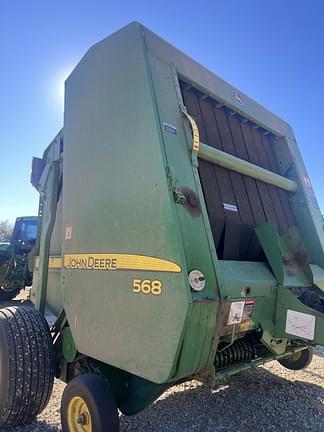 Image of John Deere 568 equipment image 3