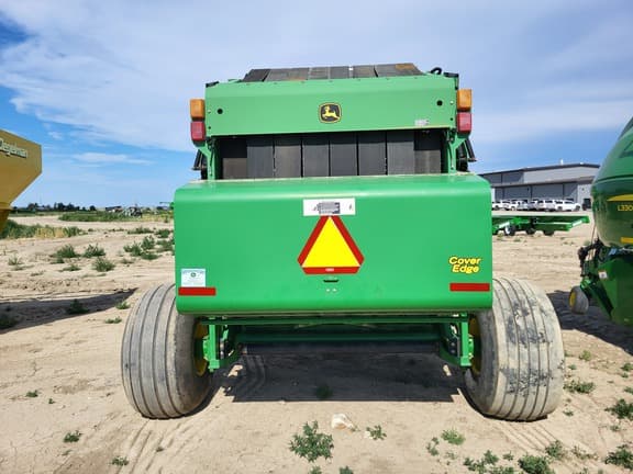 Image of John Deere 568 equipment image 4