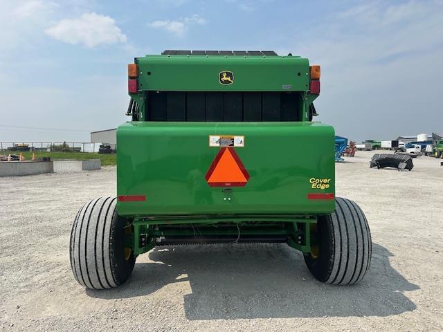 Image of John Deere 568 equipment image 3