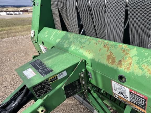 Image of John Deere 568 equipment image 4