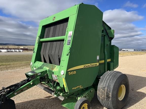 Image of John Deere 568 equipment image 3