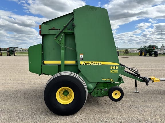 2009 John Deere 568 Mega Wide Plus Equipment Image0
