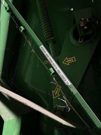Image of John Deere 568 equipment image 2