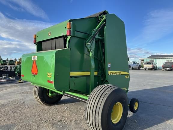 Image of John Deere 568 equipment image 4
