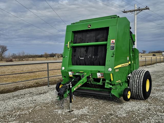 Image of John Deere 568 equipment image 1