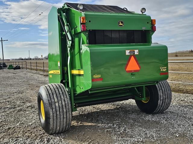 Image of John Deere 568 equipment image 4