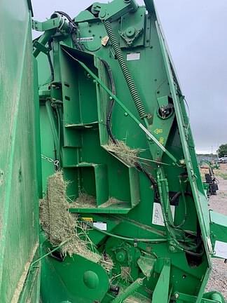 Image of John Deere 568 equipment image 3