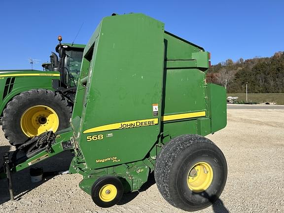 Image of John Deere 568 equipment image 2