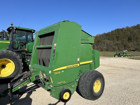 Image of John Deere 568 equipment image 1