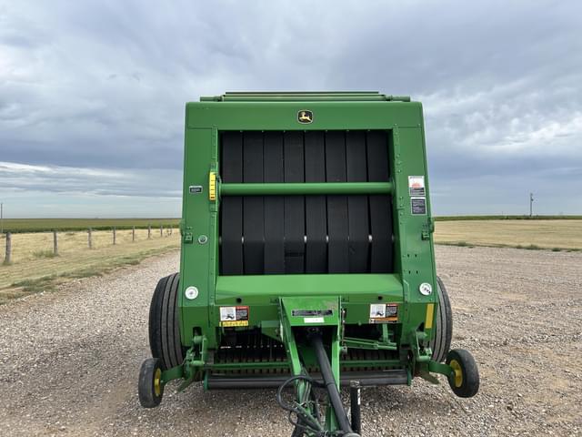 Image of John Deere 568 equipment image 4