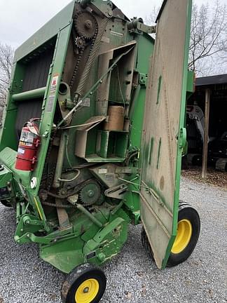 Image of John Deere 568 equipment image 4