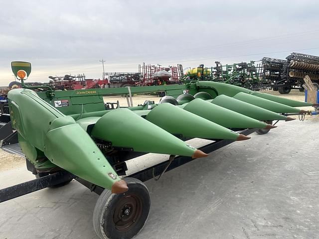 Image of John Deere 606C equipment image 1