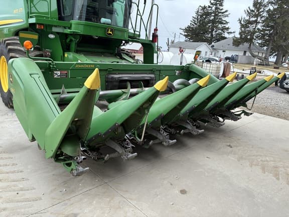 Image of John Deere 606C equipment image 4