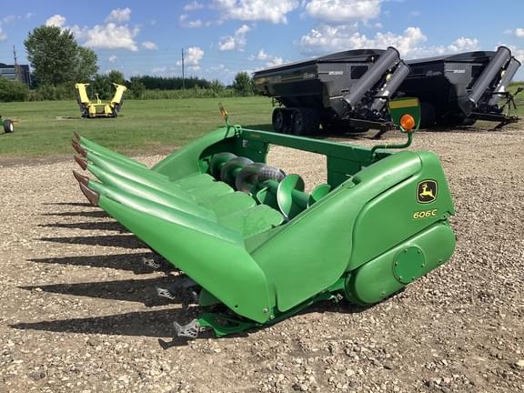 Image of John Deere 606C equipment image 1
