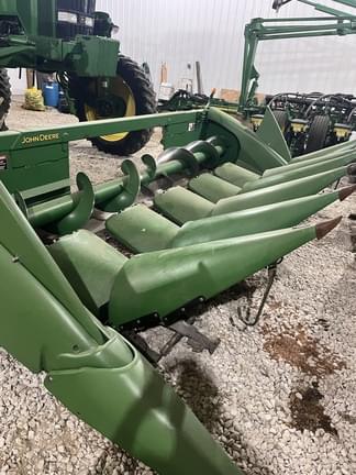 Image of John Deere 606C equipment image 2