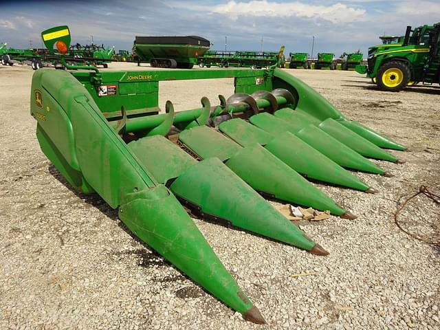 Image of John Deere 606C equipment image 2